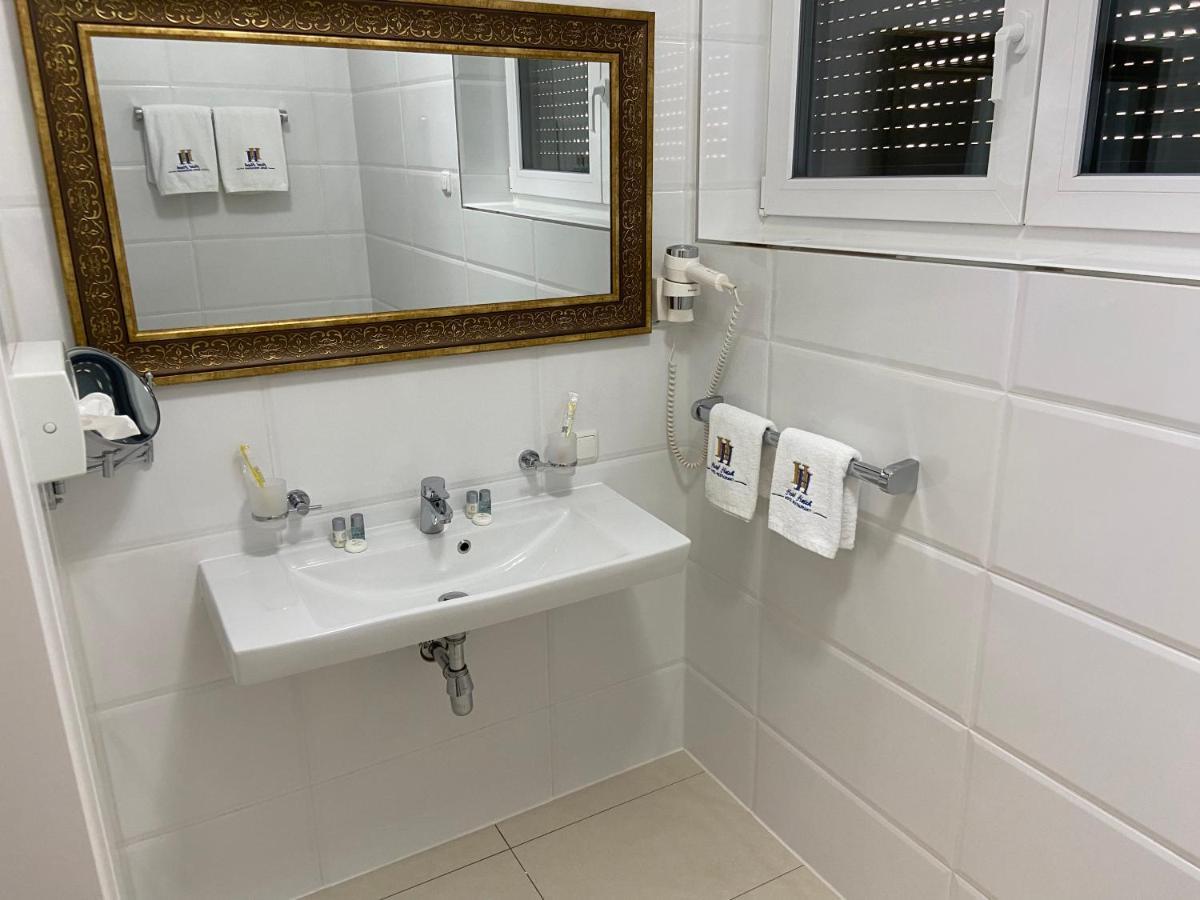 Hotel Restaurant Hesch Gabersdorf Экстерьер фото