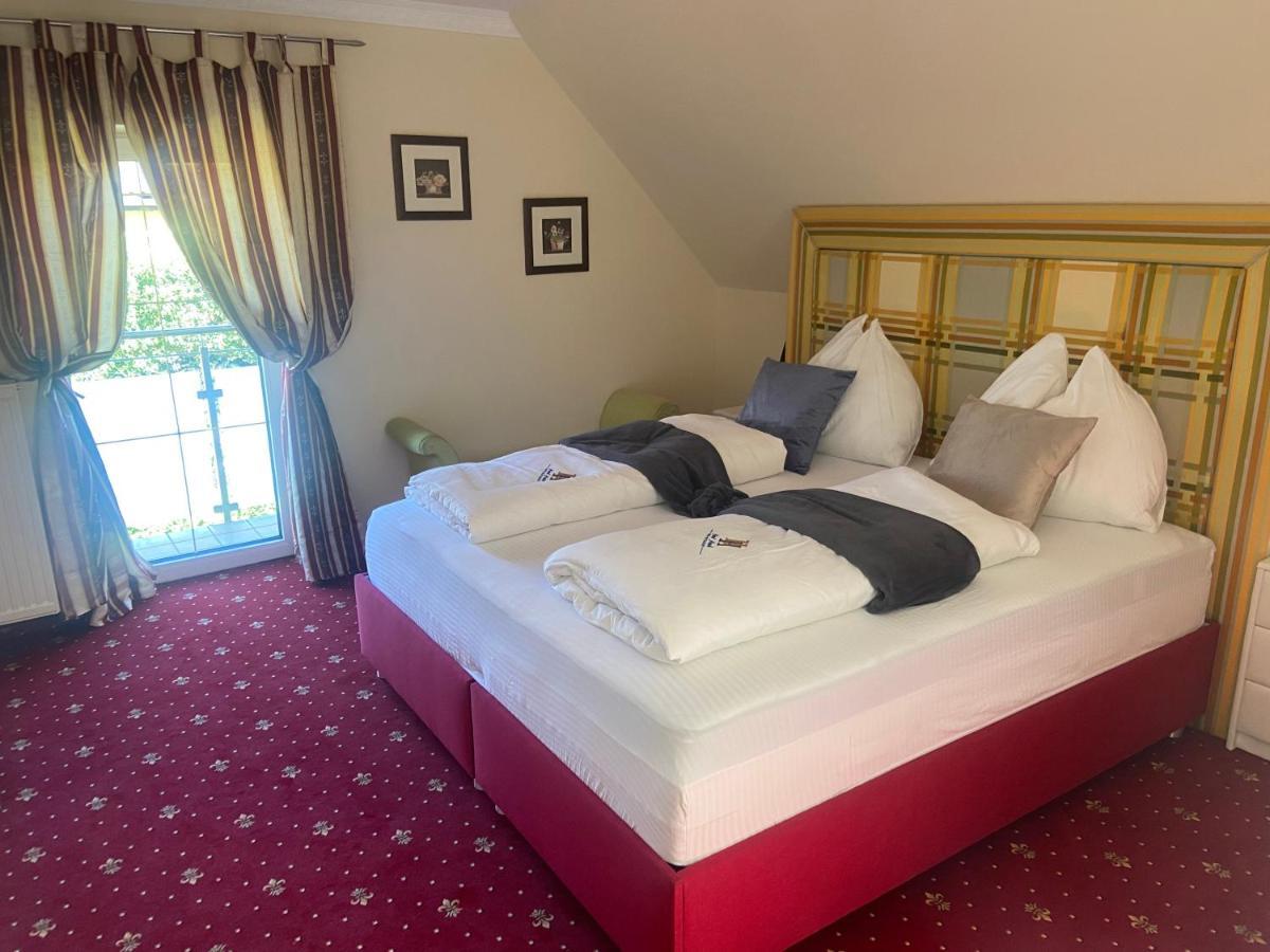 Hotel Restaurant Hesch Gabersdorf Экстерьер фото